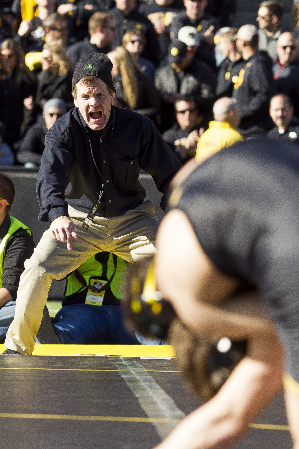 111415-iowa-wrestling-011